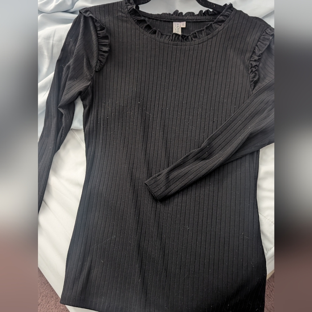 Black ribbed long sleeve shirt